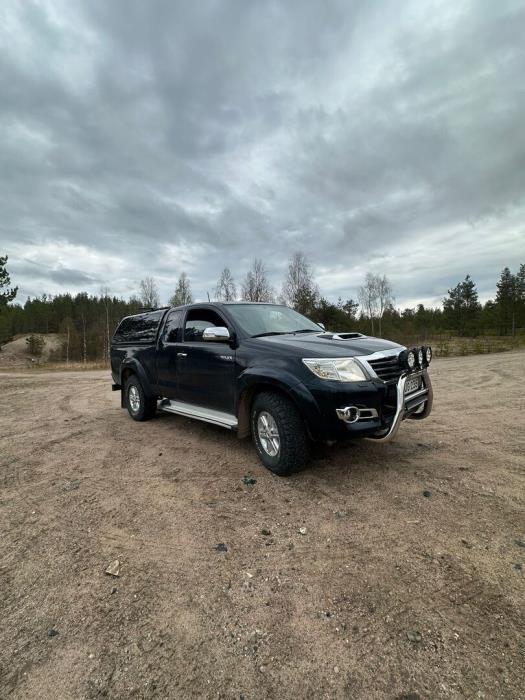 TOYOTA Hilux 2013