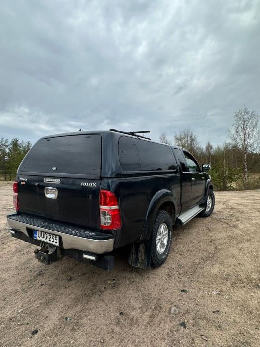 TOYOTA Hilux 2013