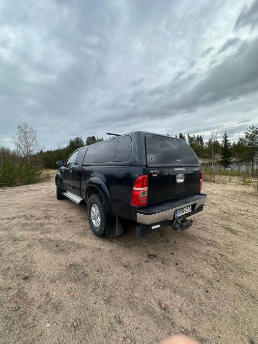 TOYOTA Hilux 2013