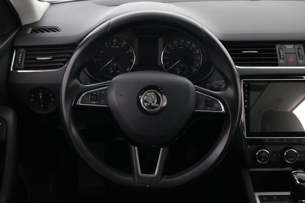 SKODA Octavia 2014