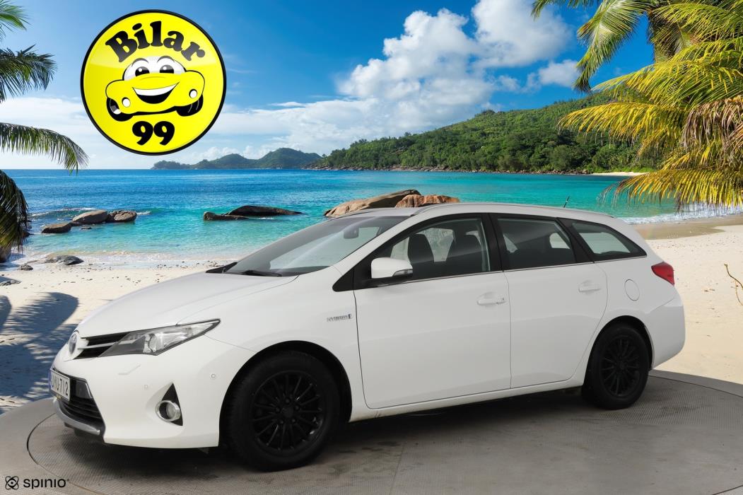 TOYOTA Auris 2014