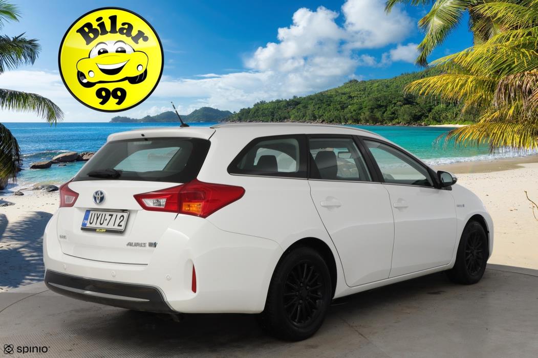 TOYOTA Auris 2014