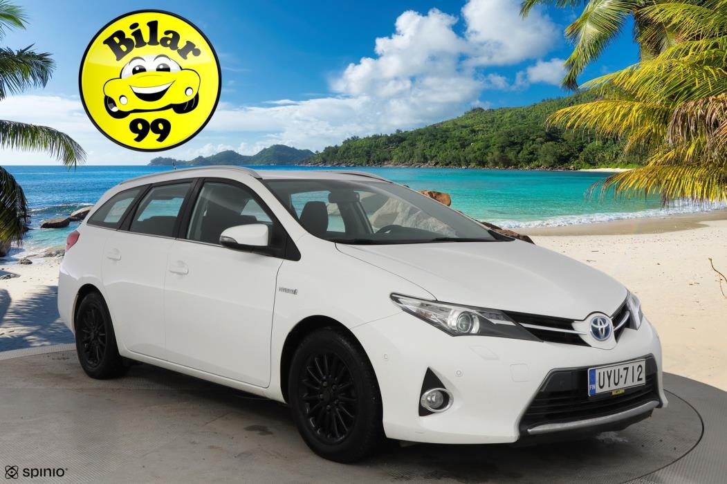 TOYOTA Auris 2014