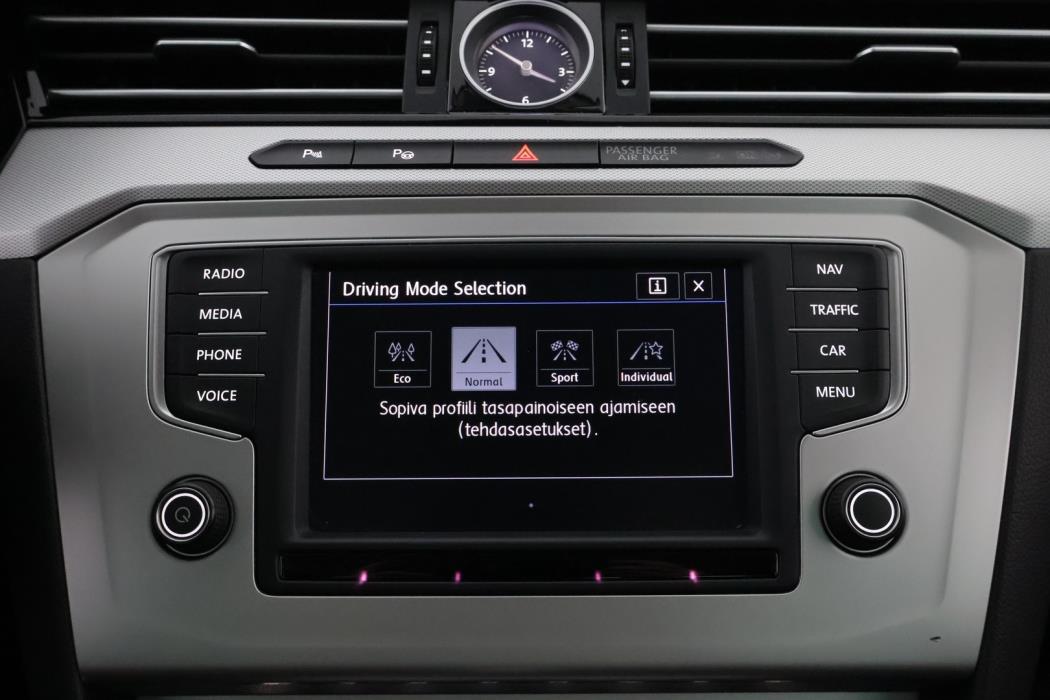 VOLKSWAGEN Passat 2017