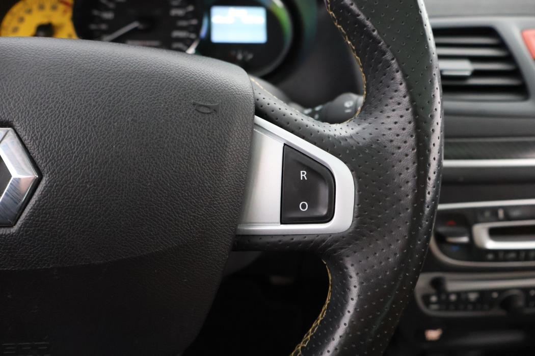 RENAULT Megane 2011