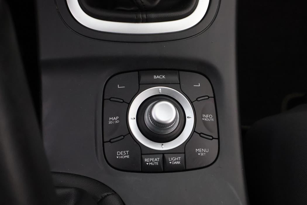 RENAULT Megane 2011