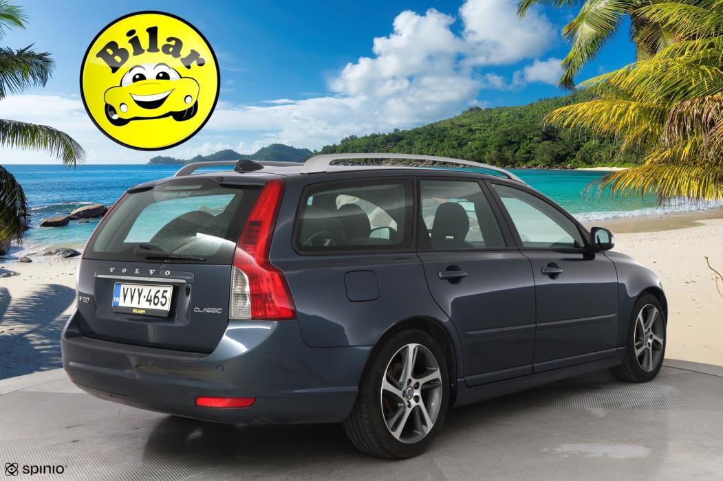 VOLVO V50 2011