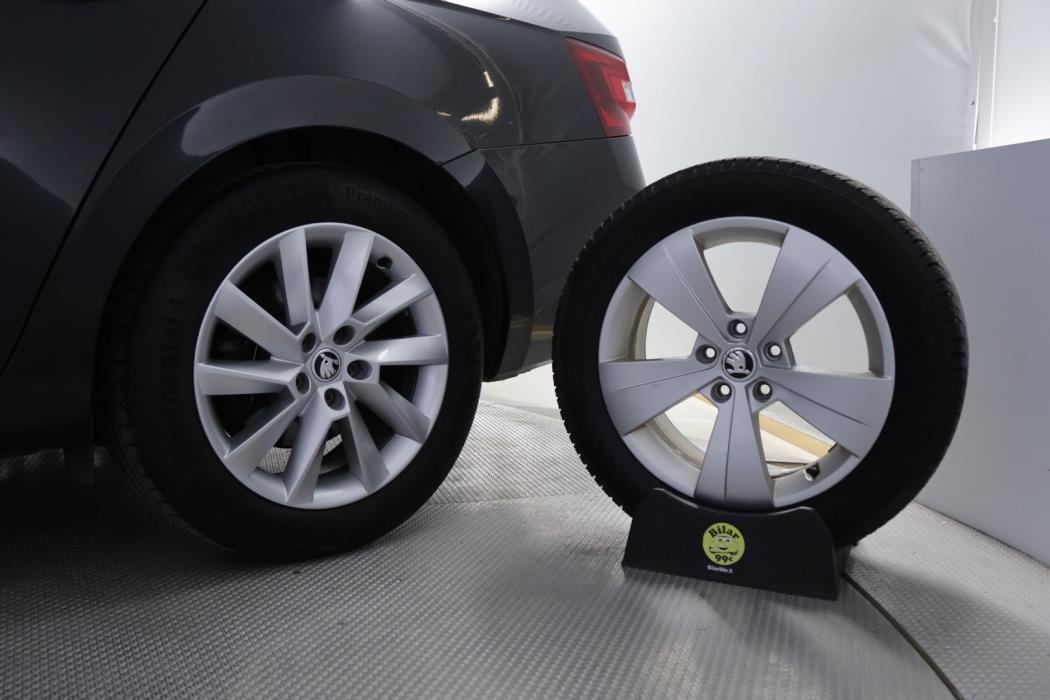 SKODA Superb 2017