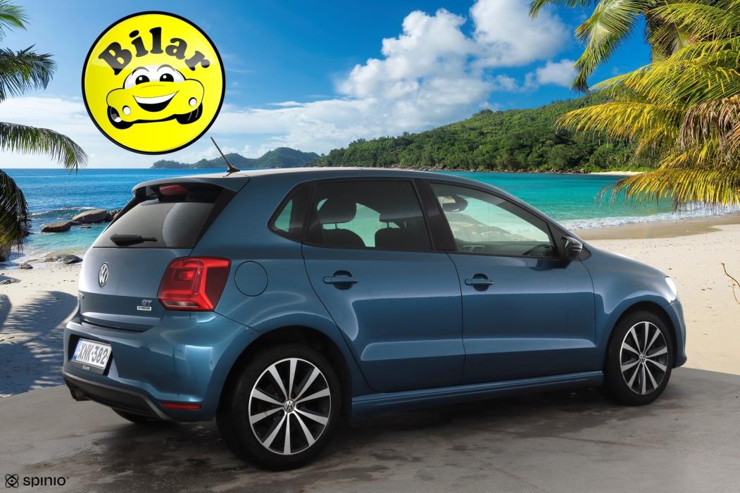 VOLKSWAGEN Polo 2015