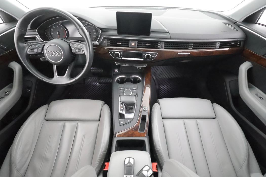 AUDI A4 2016