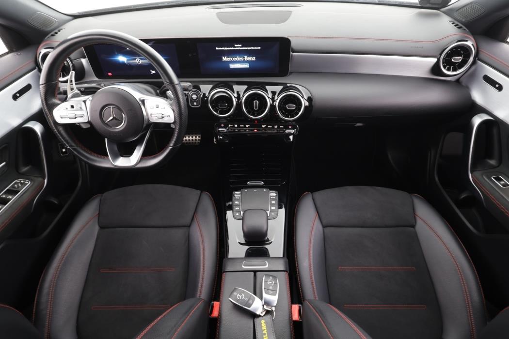 MERCEDES-BENZ CLA 2020