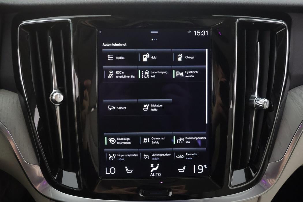 VOLVO V60 2022