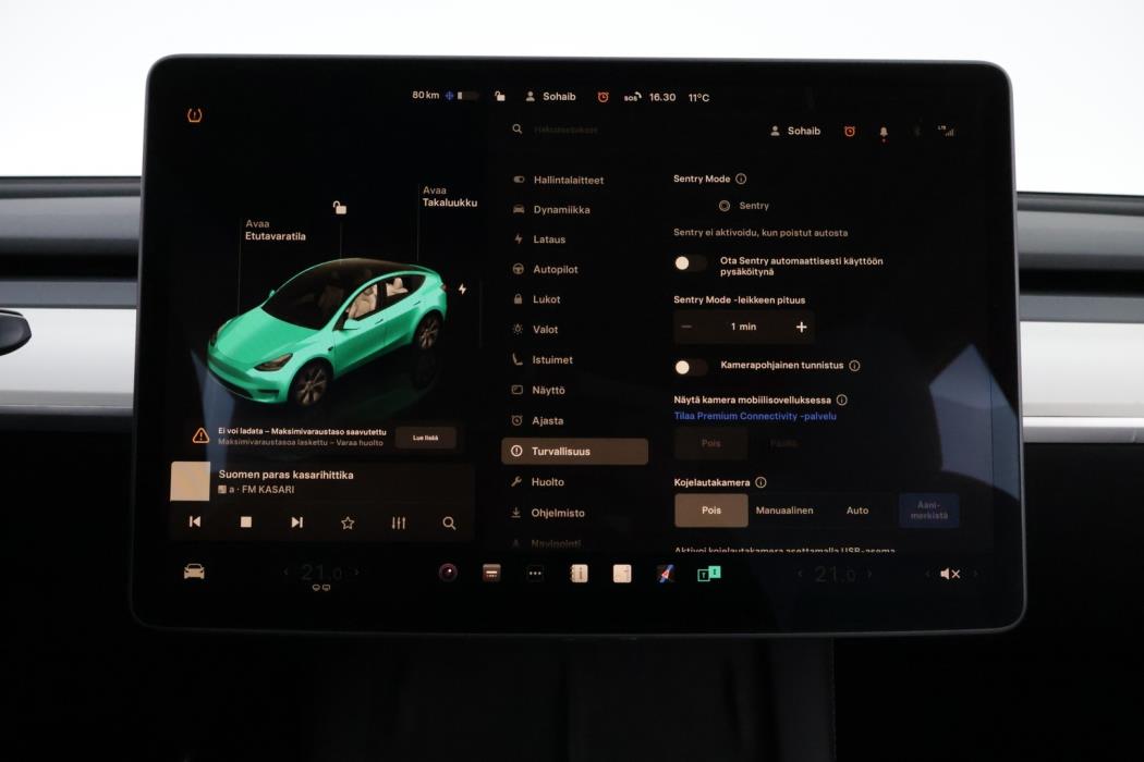 TESLA Model Y 2023