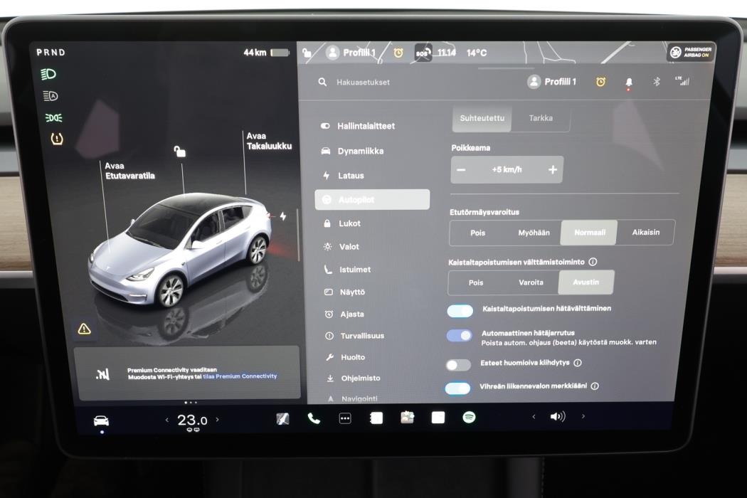 TESLA Model Y 2023