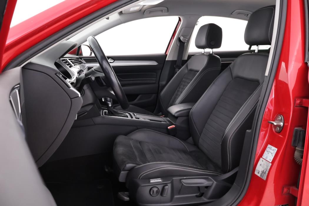 VOLKSWAGEN PASSAT 2020