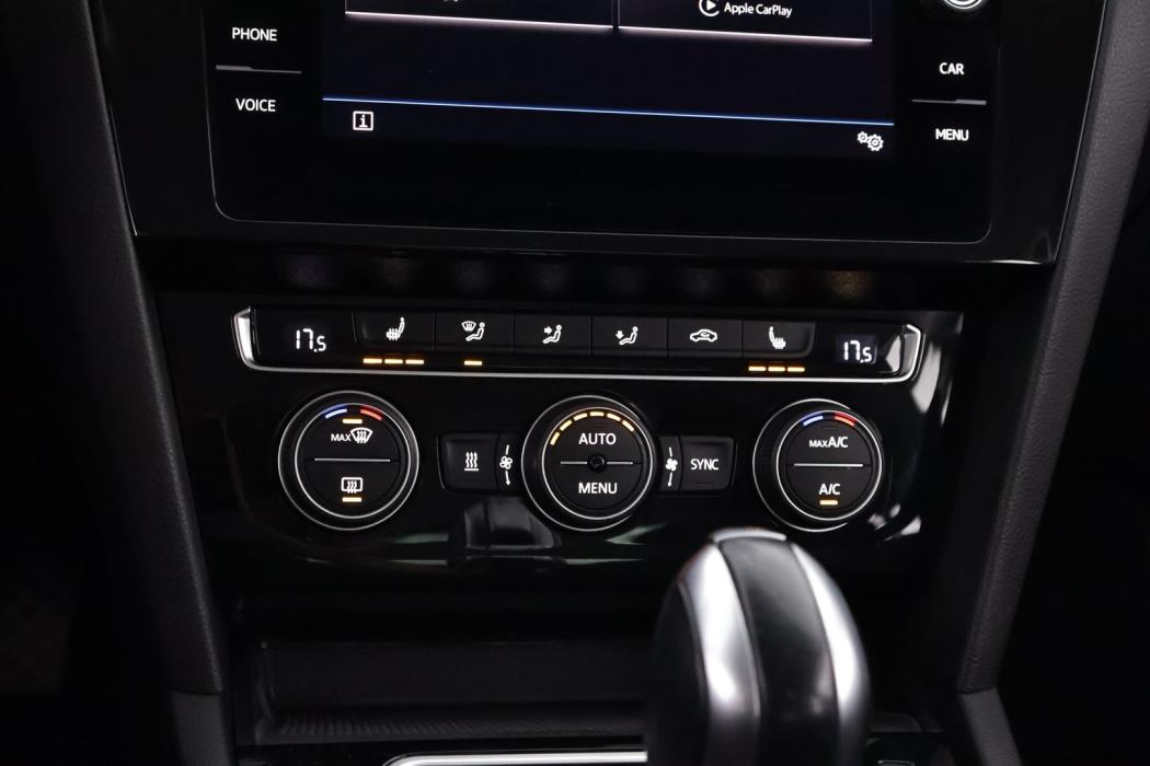 VOLKSWAGEN PASSAT 2020