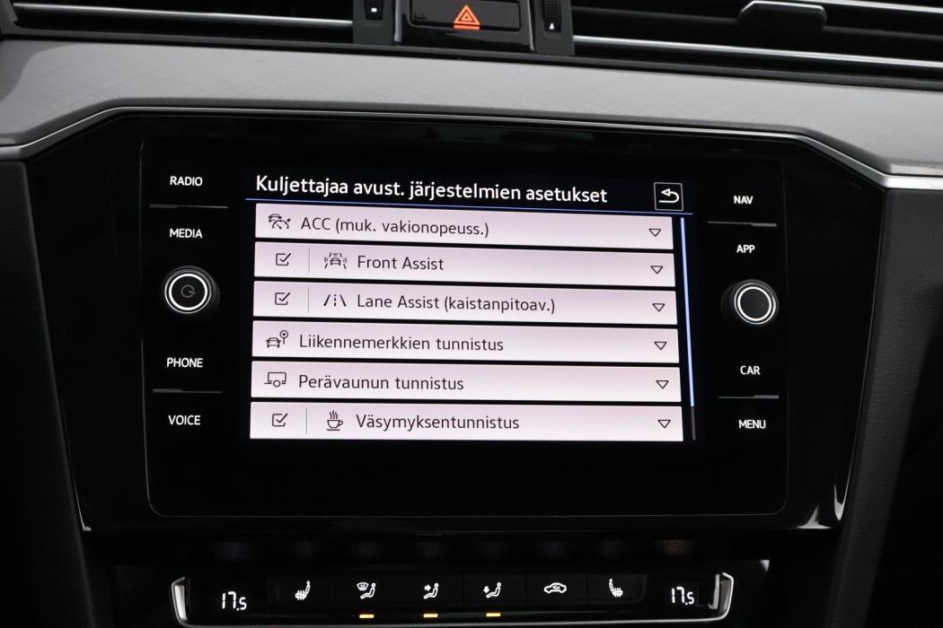 VOLKSWAGEN PASSAT 2020