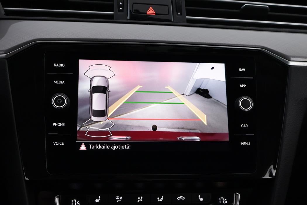 VOLKSWAGEN PASSAT 2020