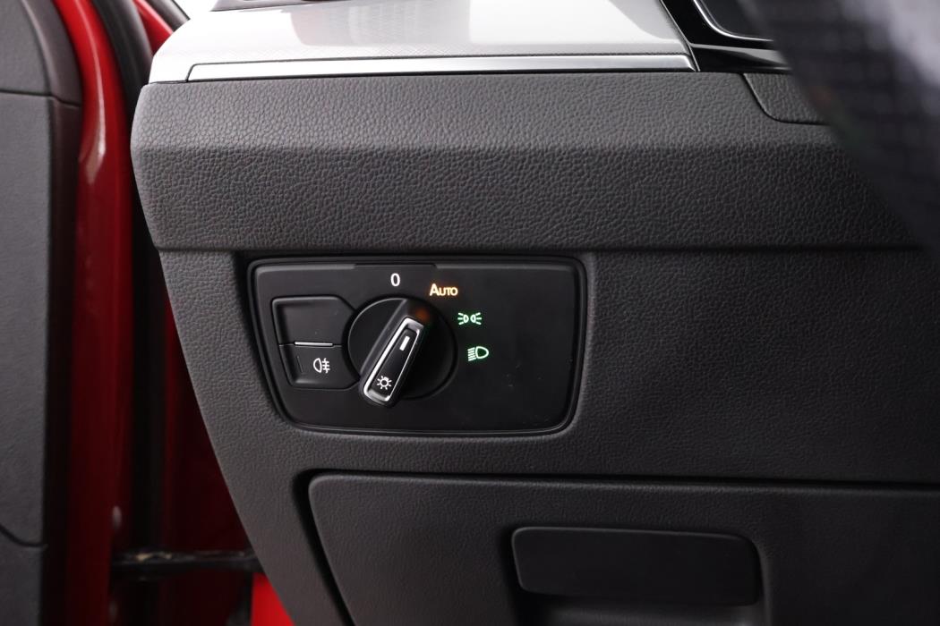 VOLKSWAGEN PASSAT 2020