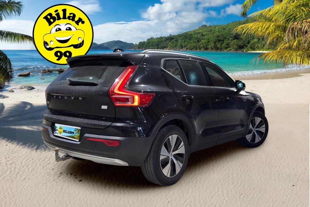 VOLVO XC40 2021
