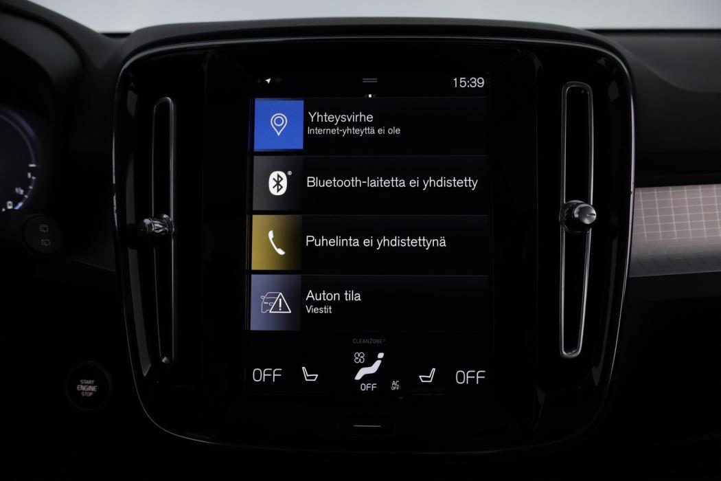 VOLVO XC40 2021