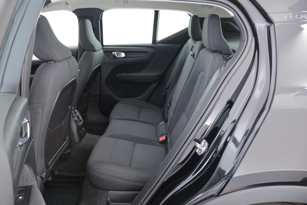 VOLVO XC40 2021