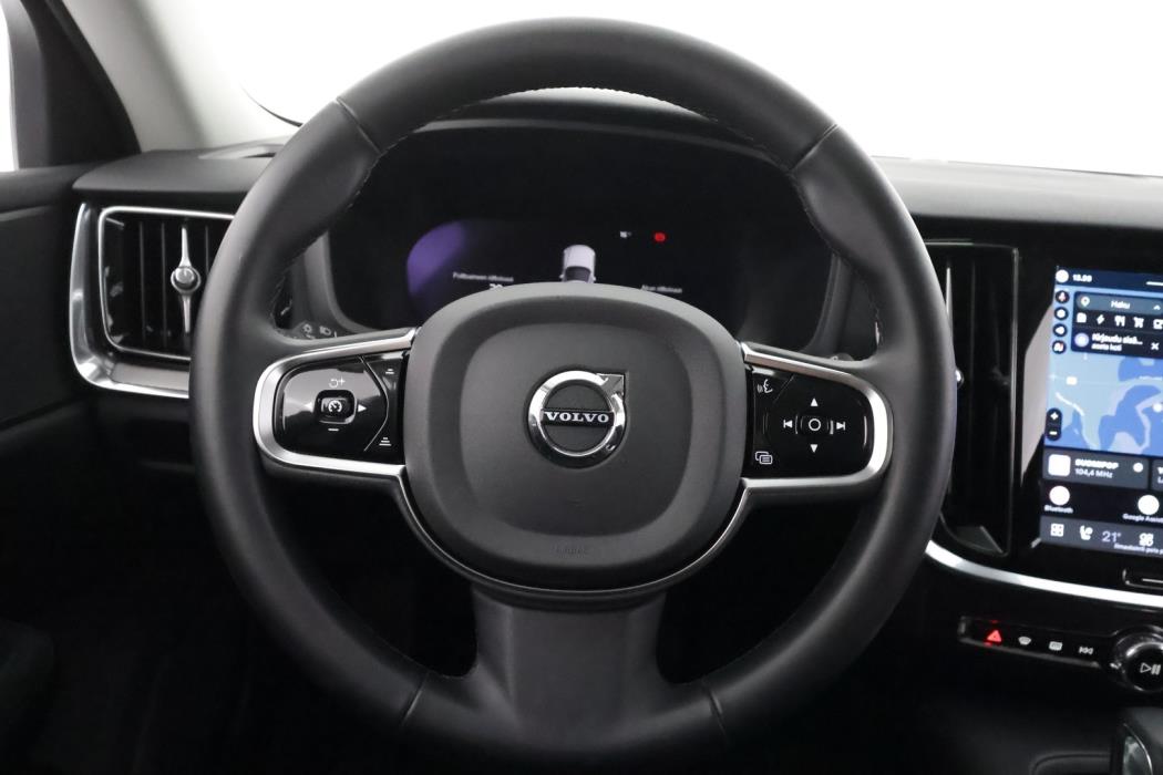 VOLVO V60 2024