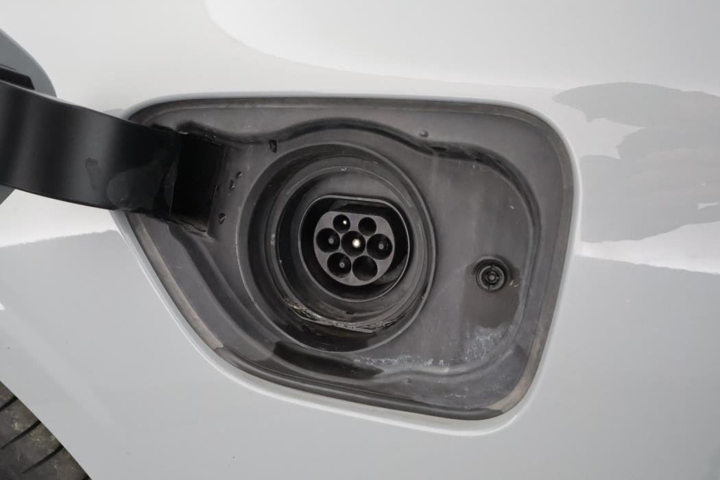 VOLVO V60 2024