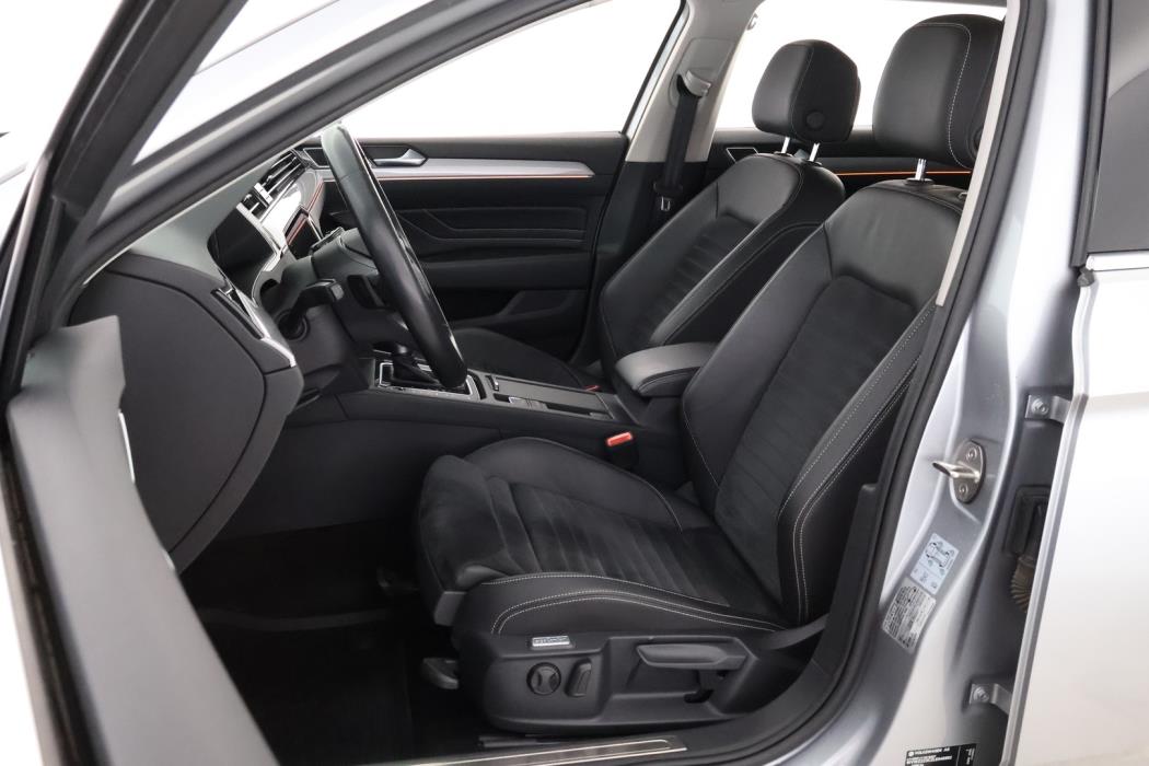 VOLKSWAGEN Passat 2020