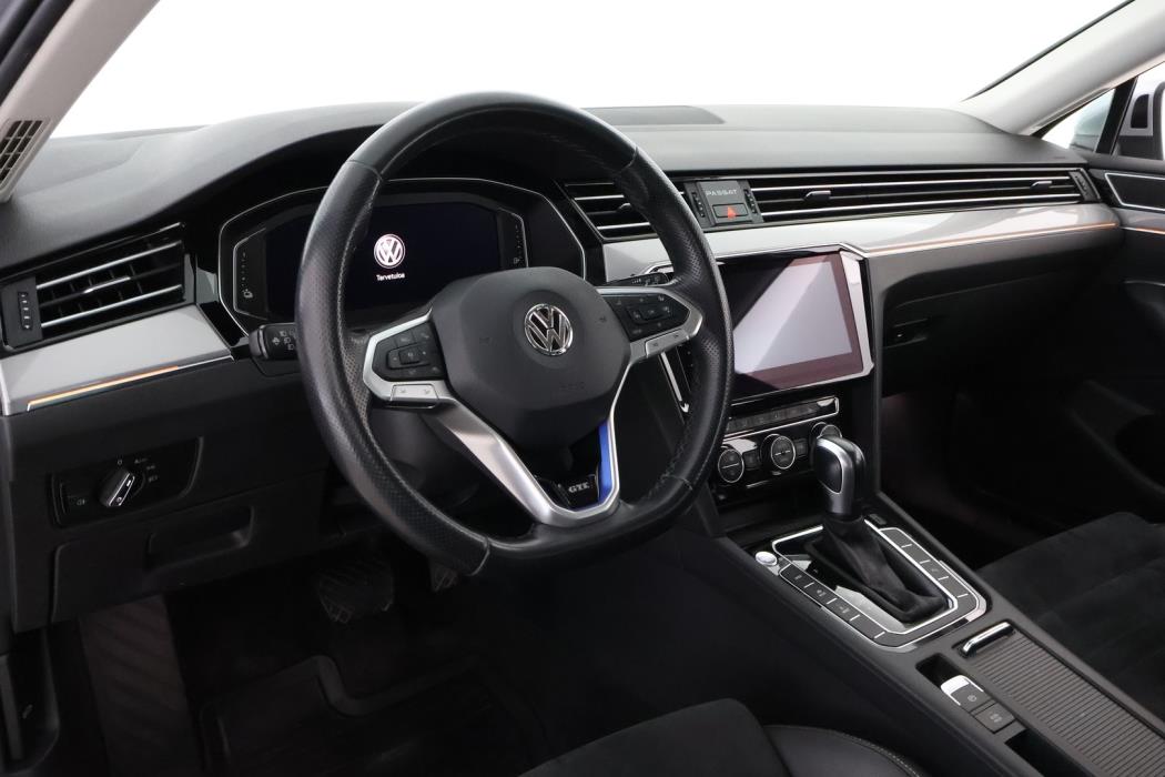 VOLKSWAGEN Passat 2020