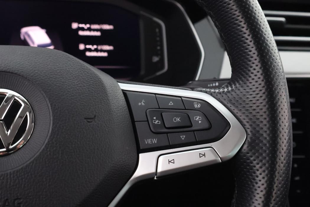 VOLKSWAGEN Passat 2020