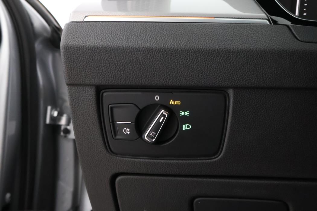 VOLKSWAGEN Passat 2020