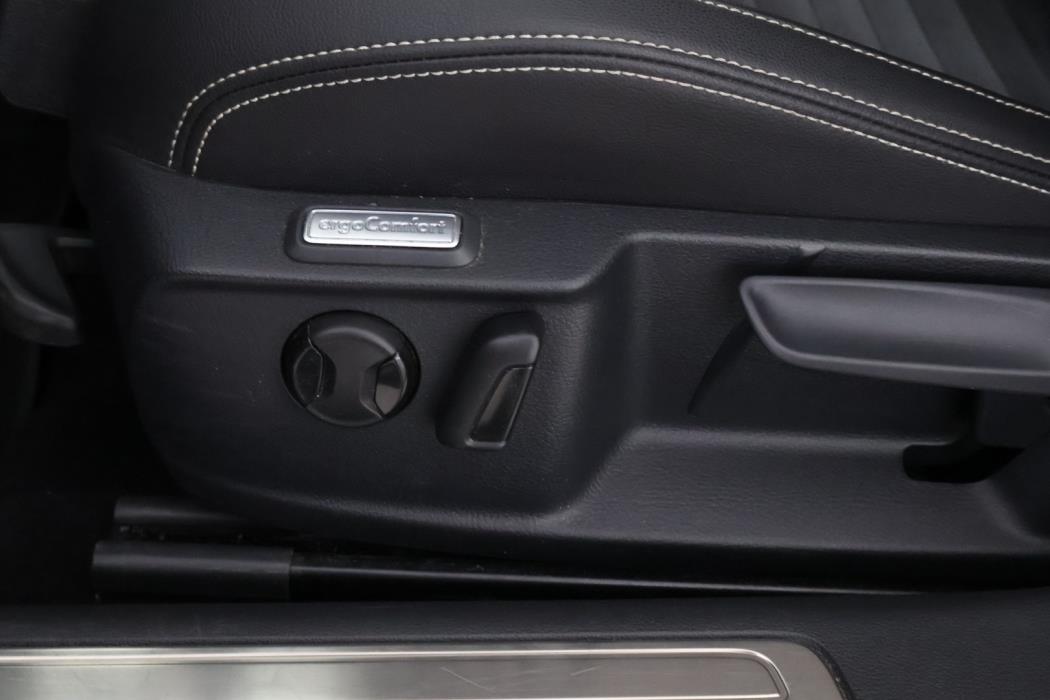 VOLKSWAGEN Passat 2020