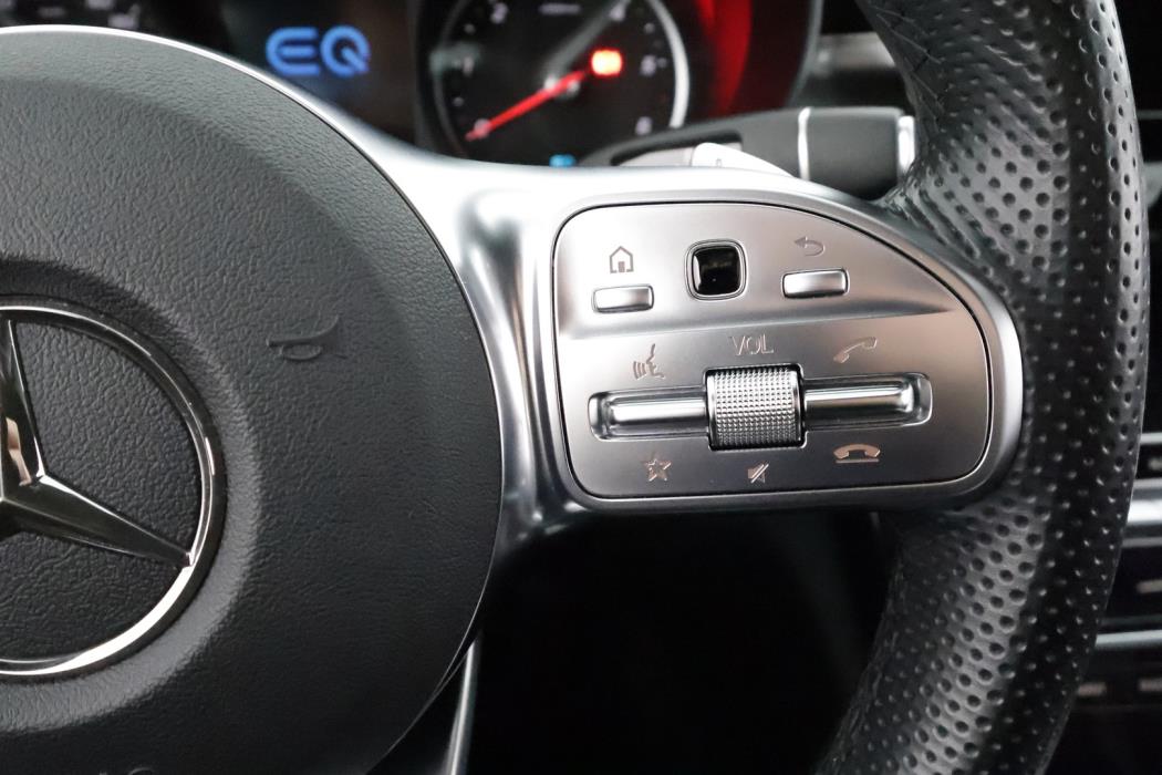 MERCEDES-BENZ C 2020