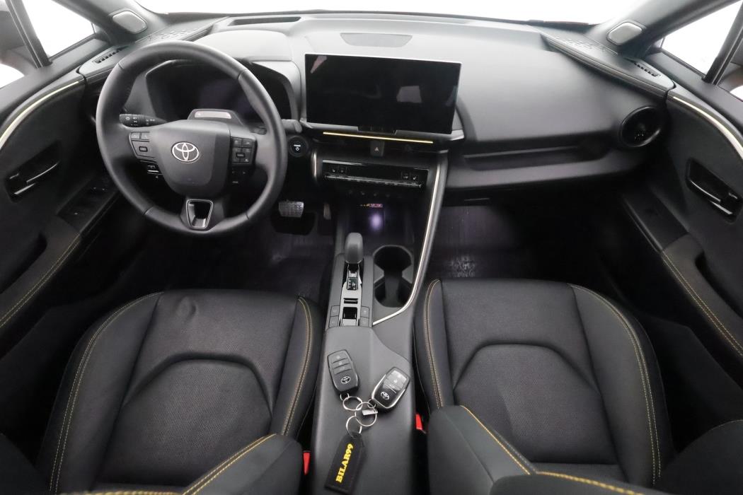 TOYOTA C-HR 2024