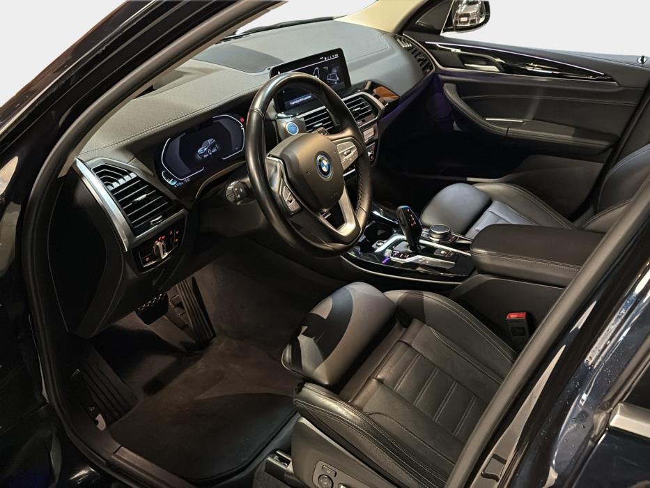 BMW iX3 2021