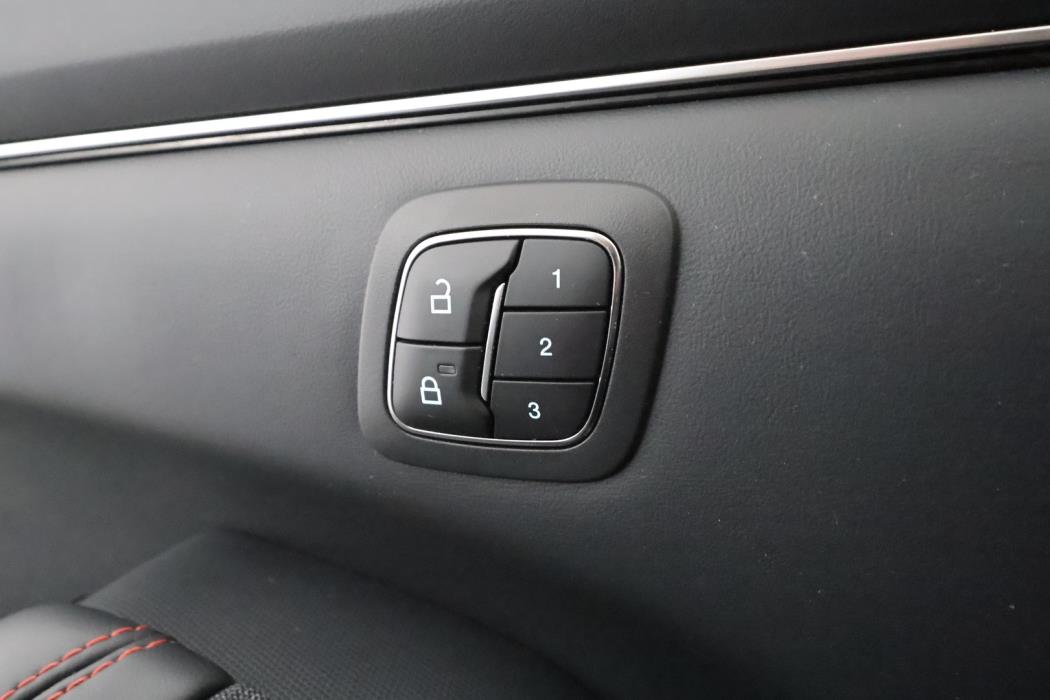 FORD MUSTANG MACH-E 2022