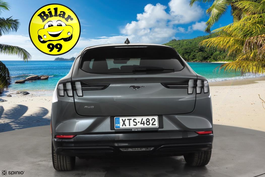 FORD MUSTANG MACH-E 2022