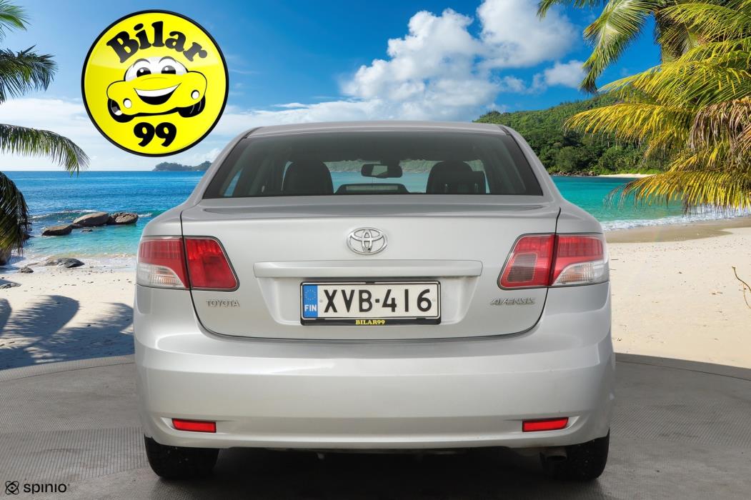TOYOTA Avensis 2010