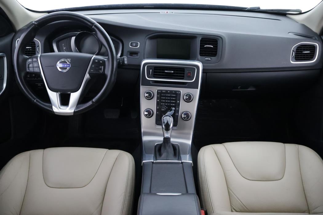 VOLVO V60 2013