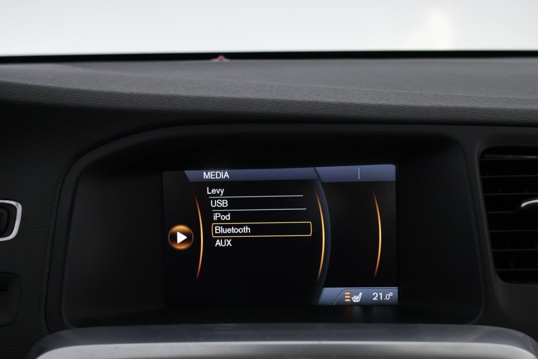 VOLVO V60 2013