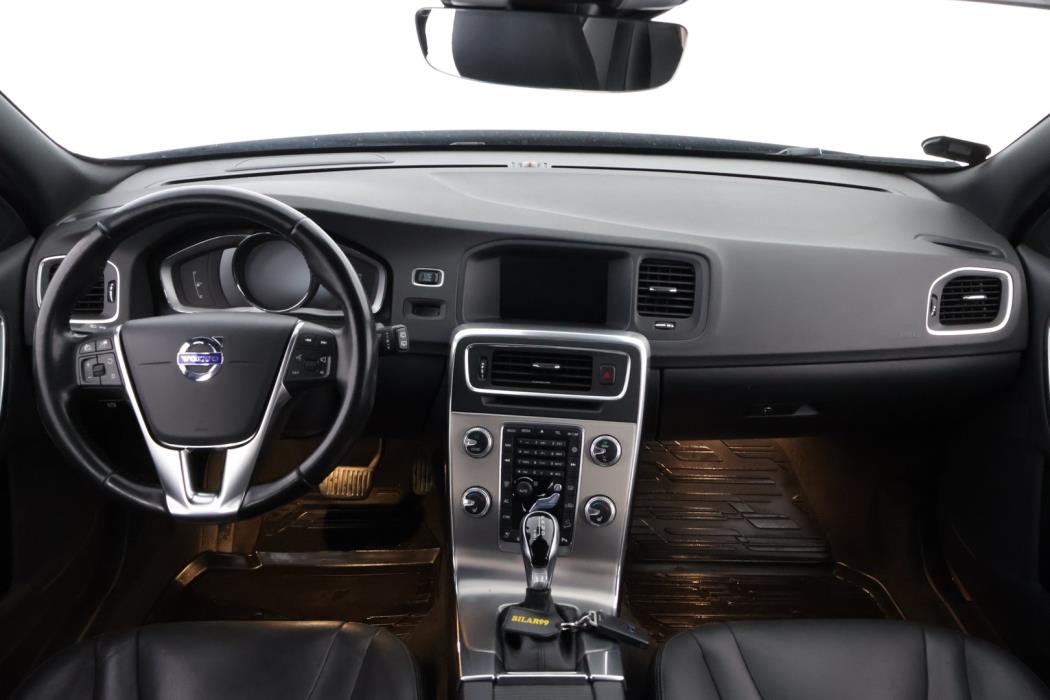 VOLVO V60 Cross Country 2018