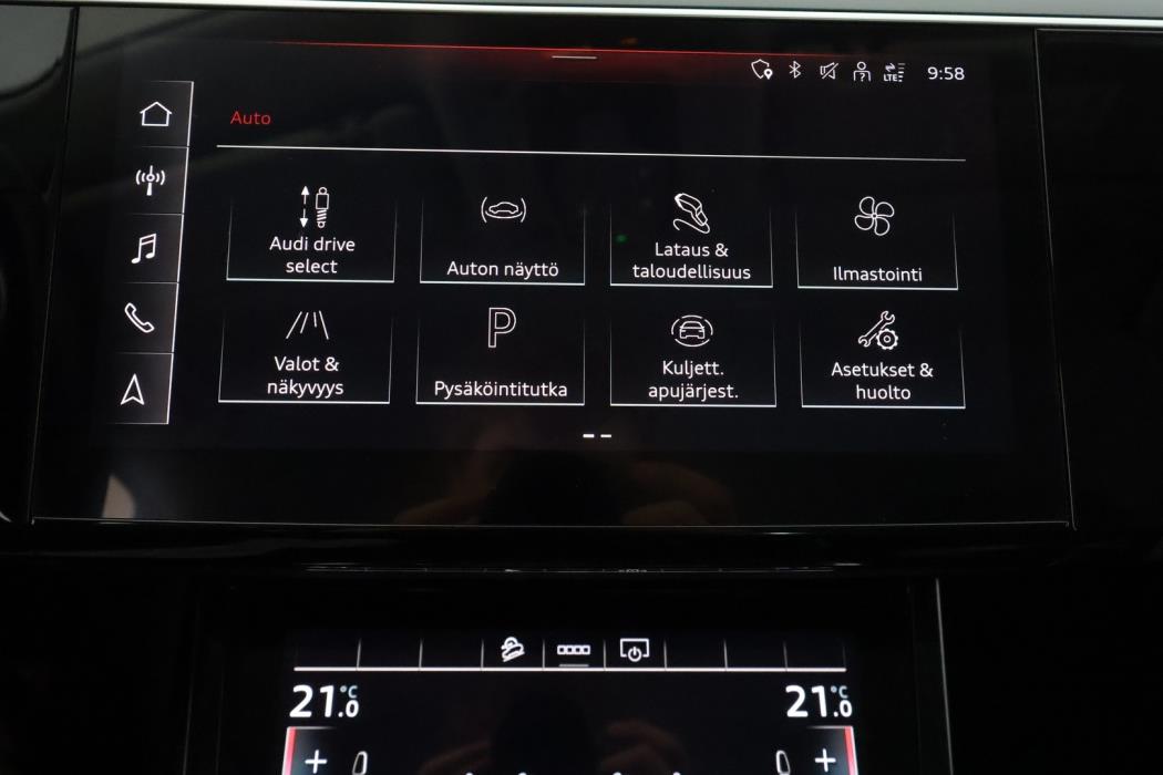 AUDI e-tron 2021