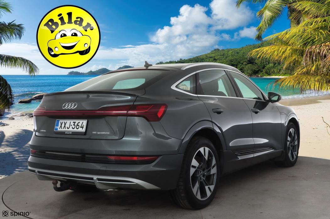 AUDI e-tron 2021