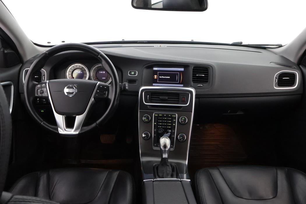 VOLVO V60 2013