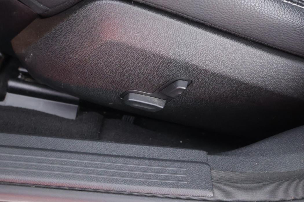 MERCEDES-BENZ E 2014