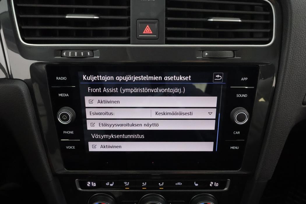 VOLKSWAGEN Golf 2018