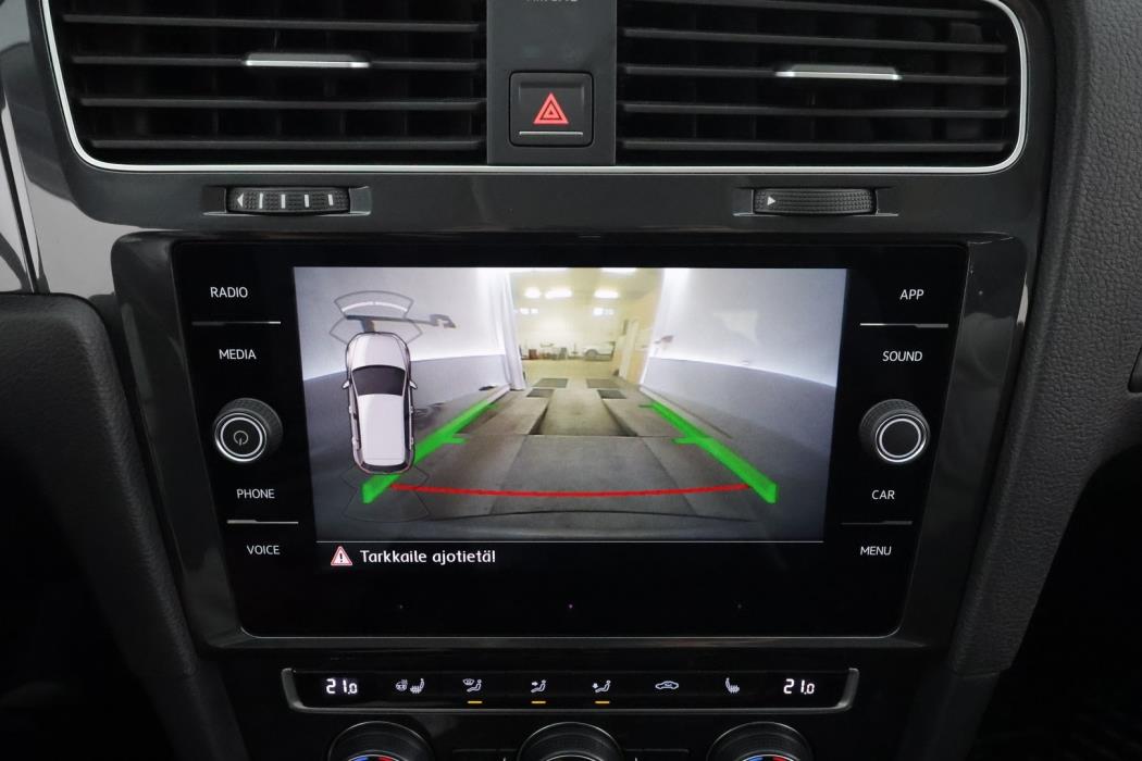 VOLKSWAGEN Golf 2018