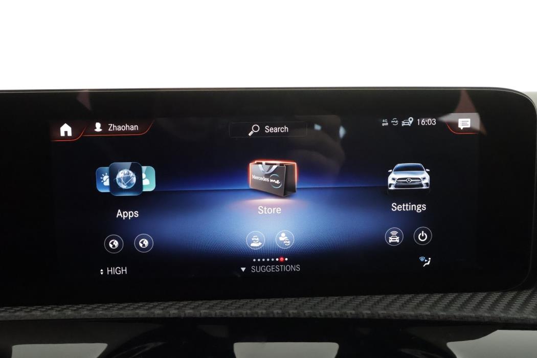 MERCEDES-BENZ A 2021