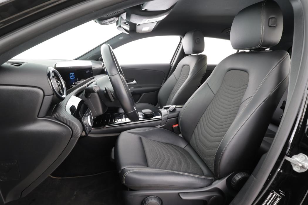 MERCEDES-BENZ A 2021